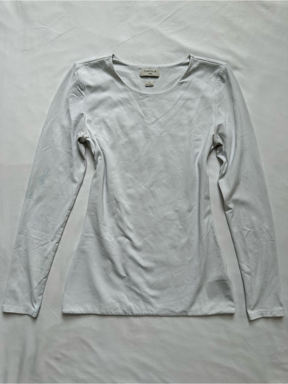 Aritzia Contour White Long Sleeve Top